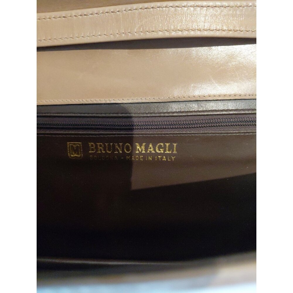 Bruno Magli Vintage Patent Leather Envelope Crossbody Purse Beige Brown - Picture 7 of 10